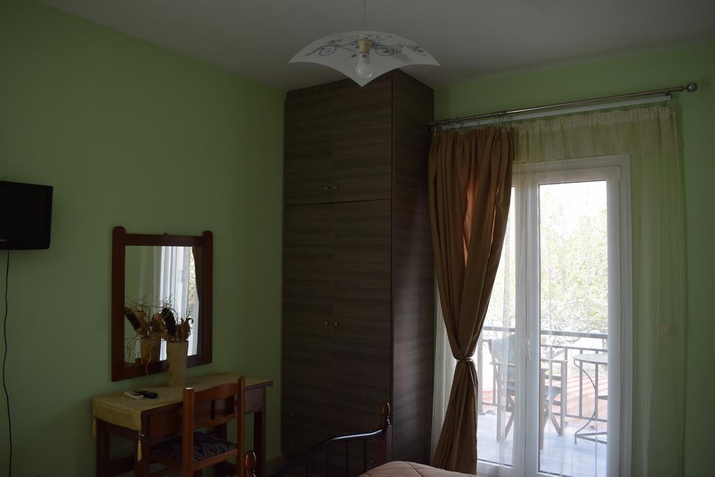 Rooms To Let To Kyma Skala Sikamineas Skala Sykamineas Exteriör bild