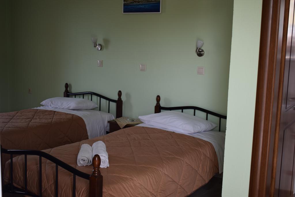 Rooms To Let To Kyma Skala Sikamineas Skala Sykamineas Exteriör bild