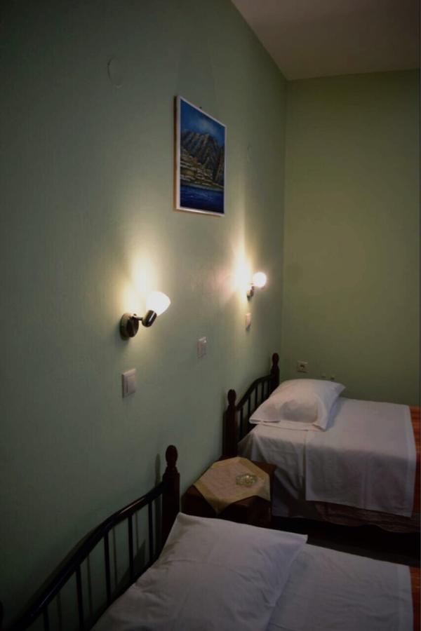 Rooms To Let To Kyma Skala Sikamineas Skala Sykamineas Exteriör bild